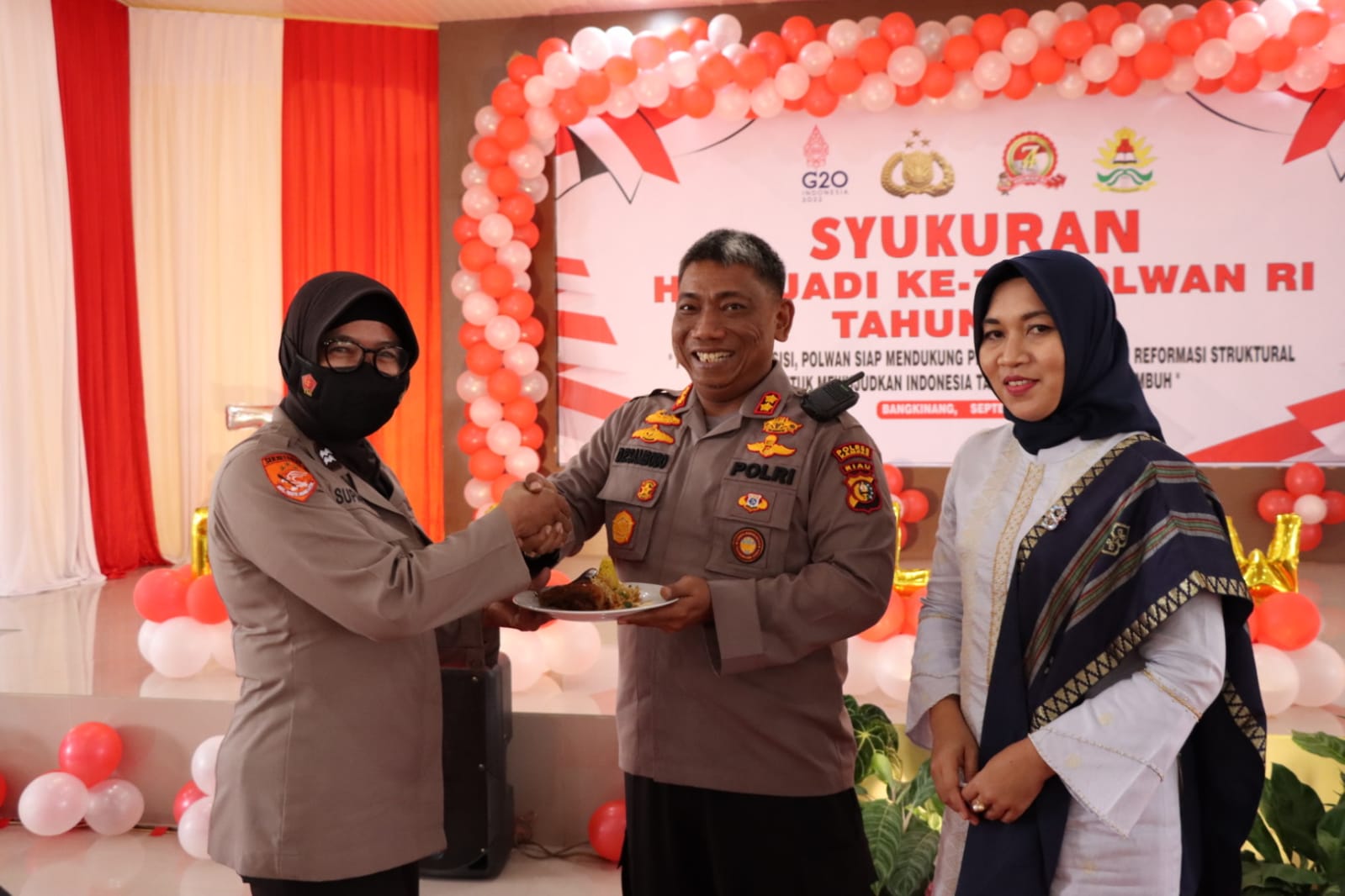 Polres Kampar Gelar Acara Syukuran Hari Jadi Polwan Ke-74 Tahun 2022