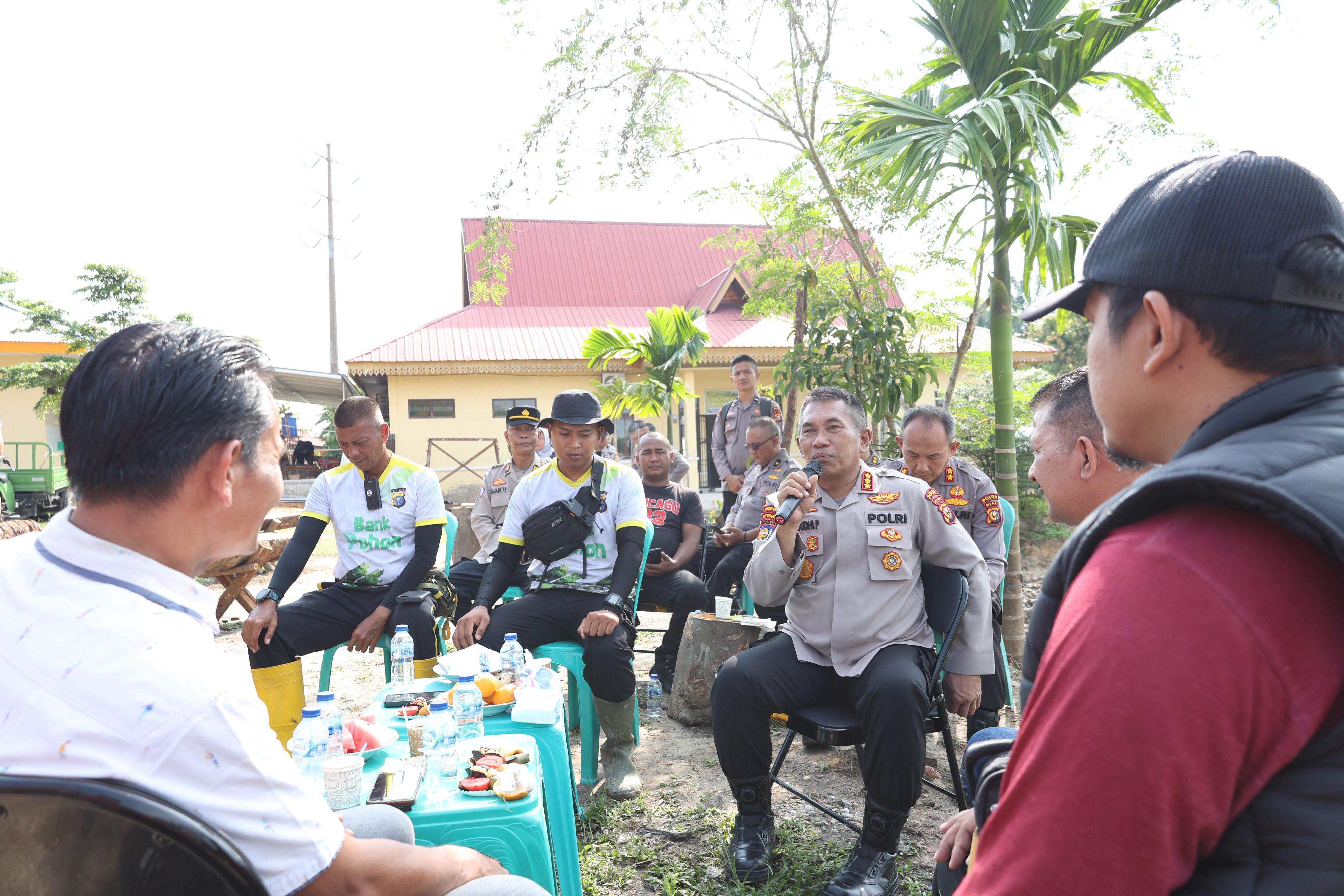 Polda Riau Silaturahmi Bersama Wartawan, Dukung Upaya Pelestarian Lingkungan Melalui Penghijauan
