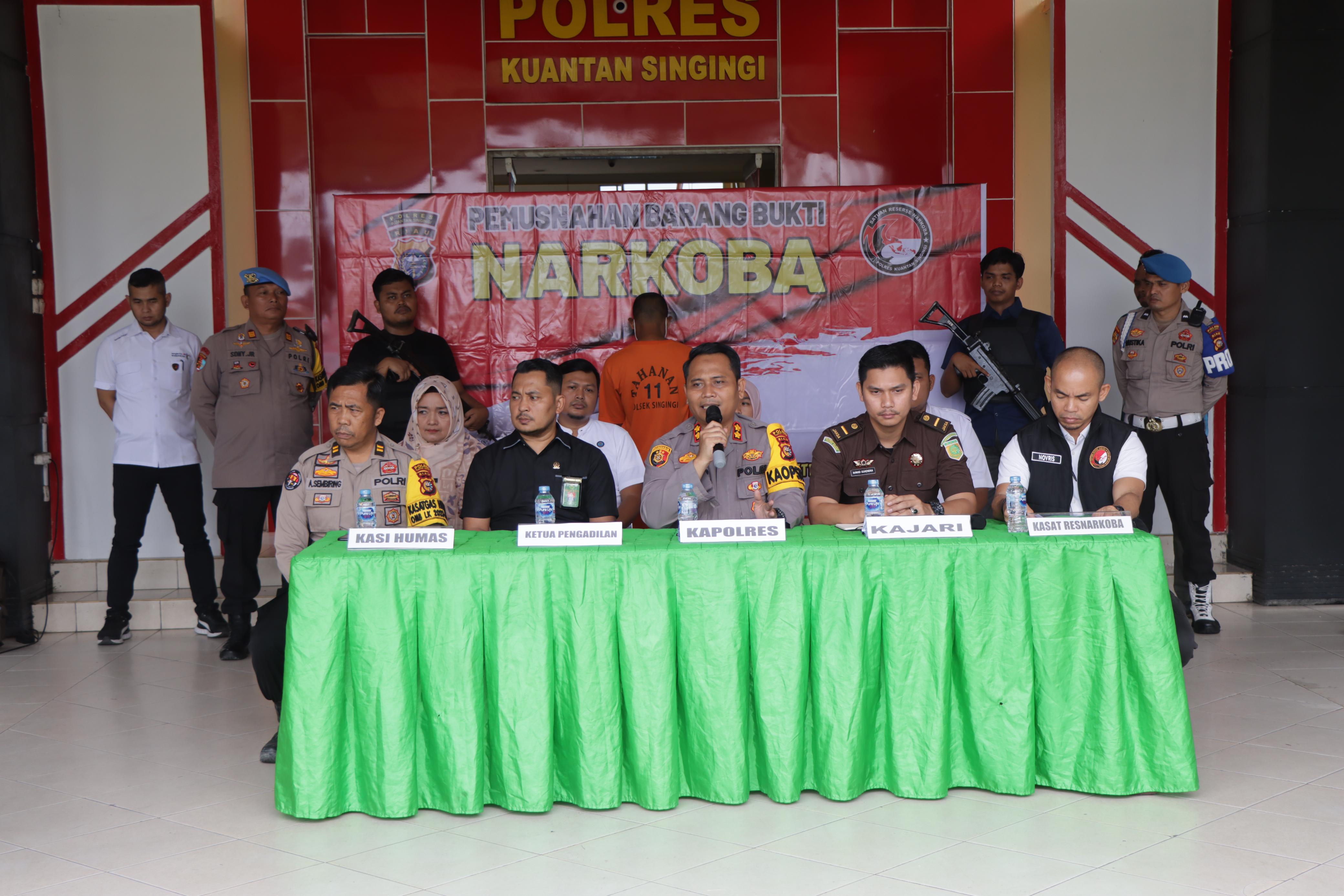 Pemusnahan Barang Bukti Narkotika Jenis Sabu oleh Polres Kuansing