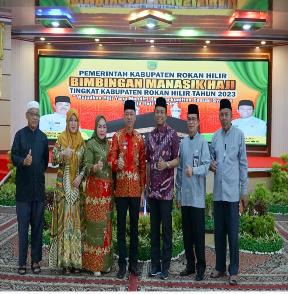 Tutup Bimbingan Manasik Haji Tingkat Kabupaten, Bupati Rohil Ingatkan Jamaah Jaga Kesehatan