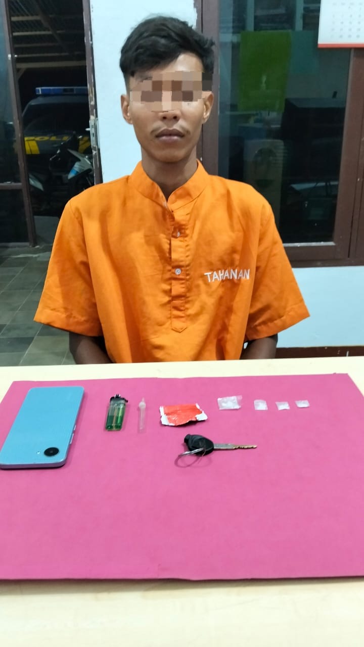 Polsek Kampar Ringkus Pengedar Sabu di Jalan Raya Pekanbaru-Bangkinang, 0,37 Gram Sabu Diamankan!