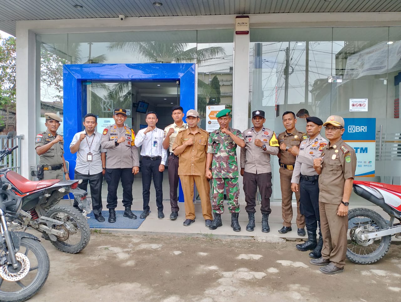 Kapolsek Reteh Bersama Forkopimcam Menghimbau Pilkada 2024 Aman, Damai dan Kondusif