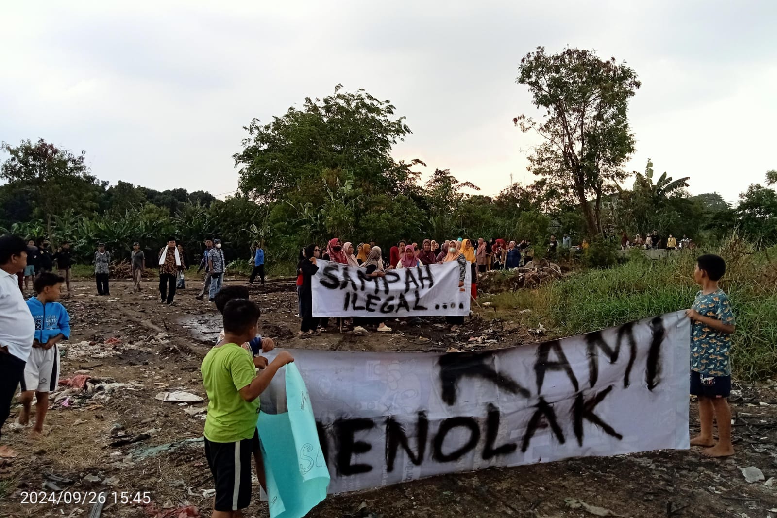Demo Penolakan Sampah Ilegal Desa Gintung Kembali Terjadi, Kinerja Pemerintah dipertanyakan?
