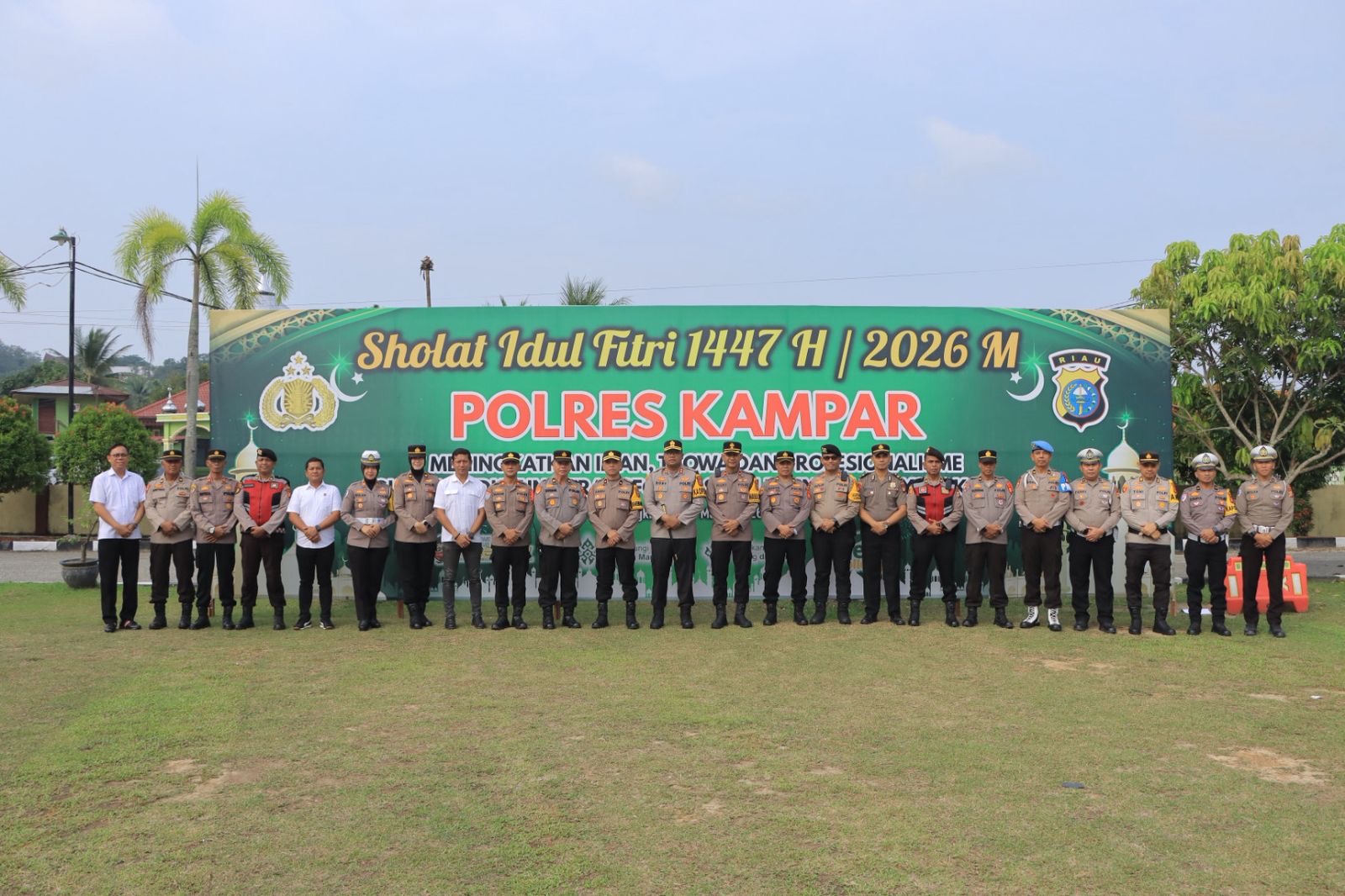 Kapolres Kampar Gelar Halal Bihalal Bersama Personil Usai apel pagi