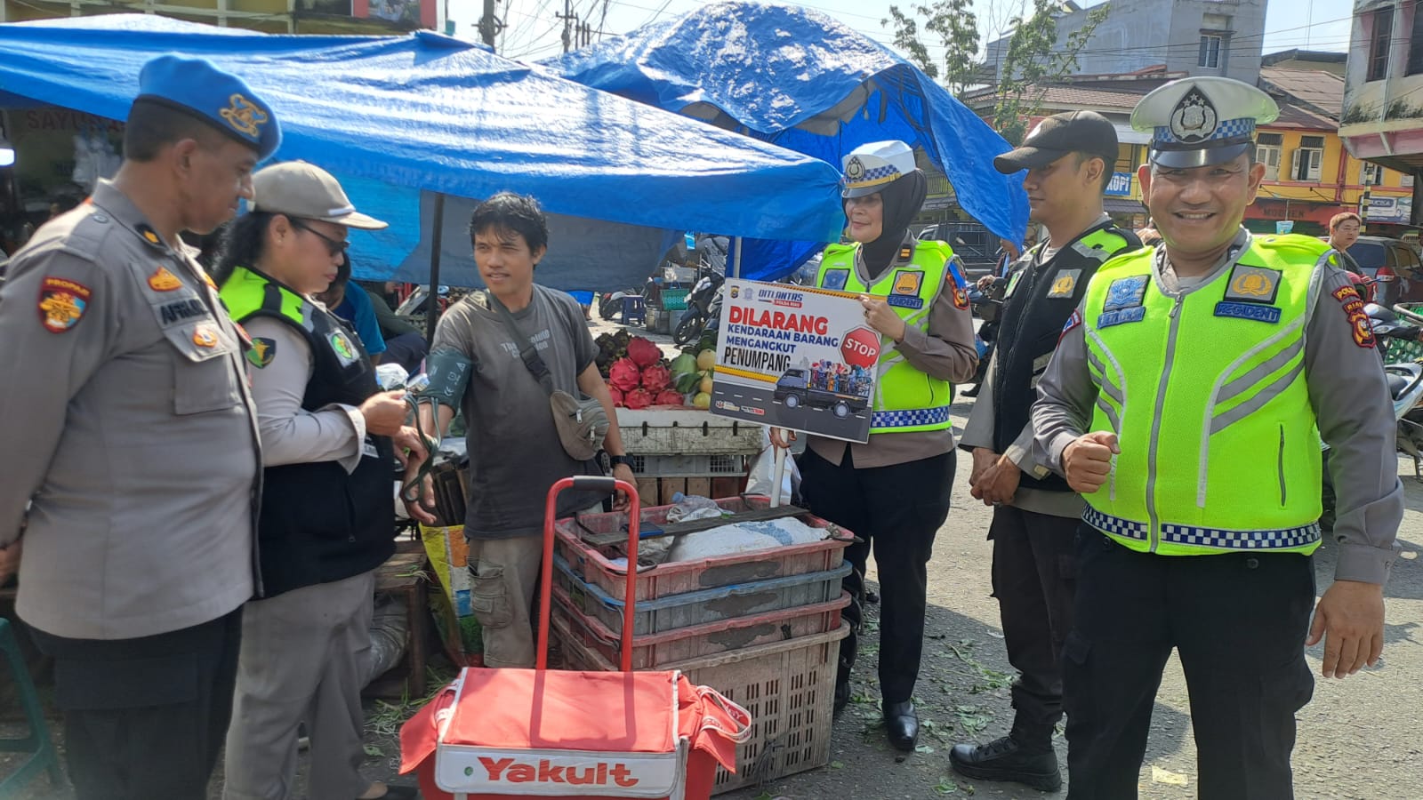 Operasi Keselamatan Lancang kuning 2024, Satgas Banops Si Dokkes Polda Riau  Lakukan pelayanan