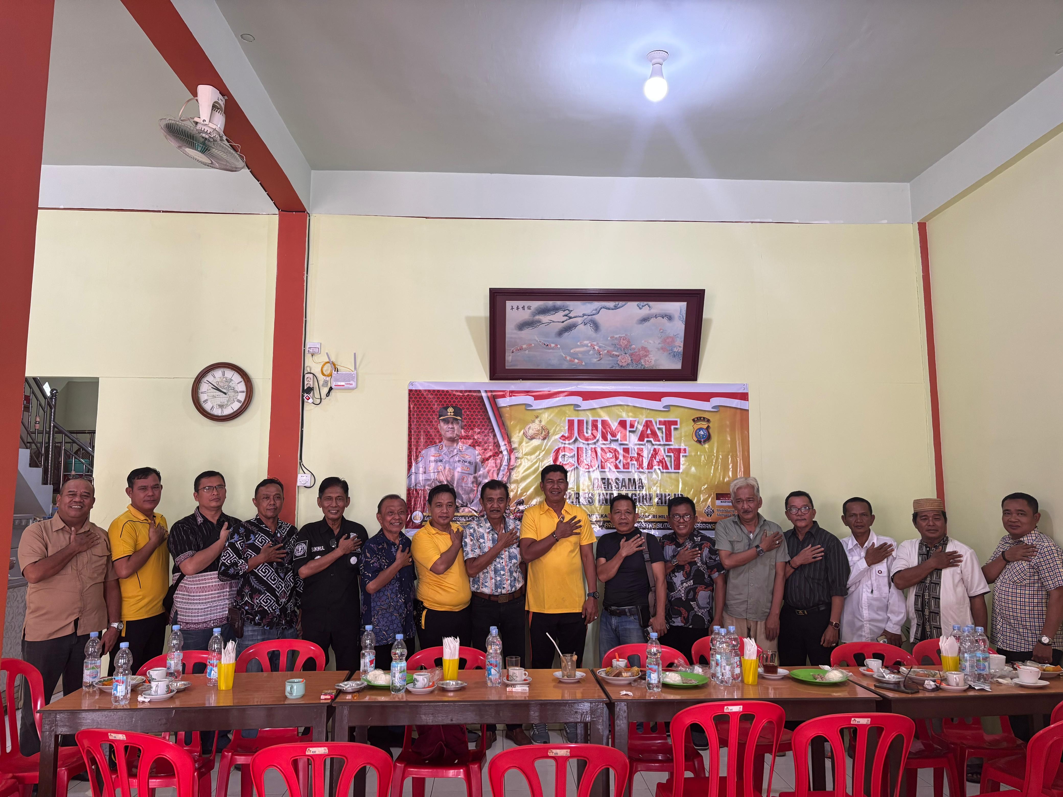 Polres Indragiri Hilir Gelar Jumat Curhat: Pimpinan Iptu Jamaludin, SH Dengarkan Aspirasi Warga