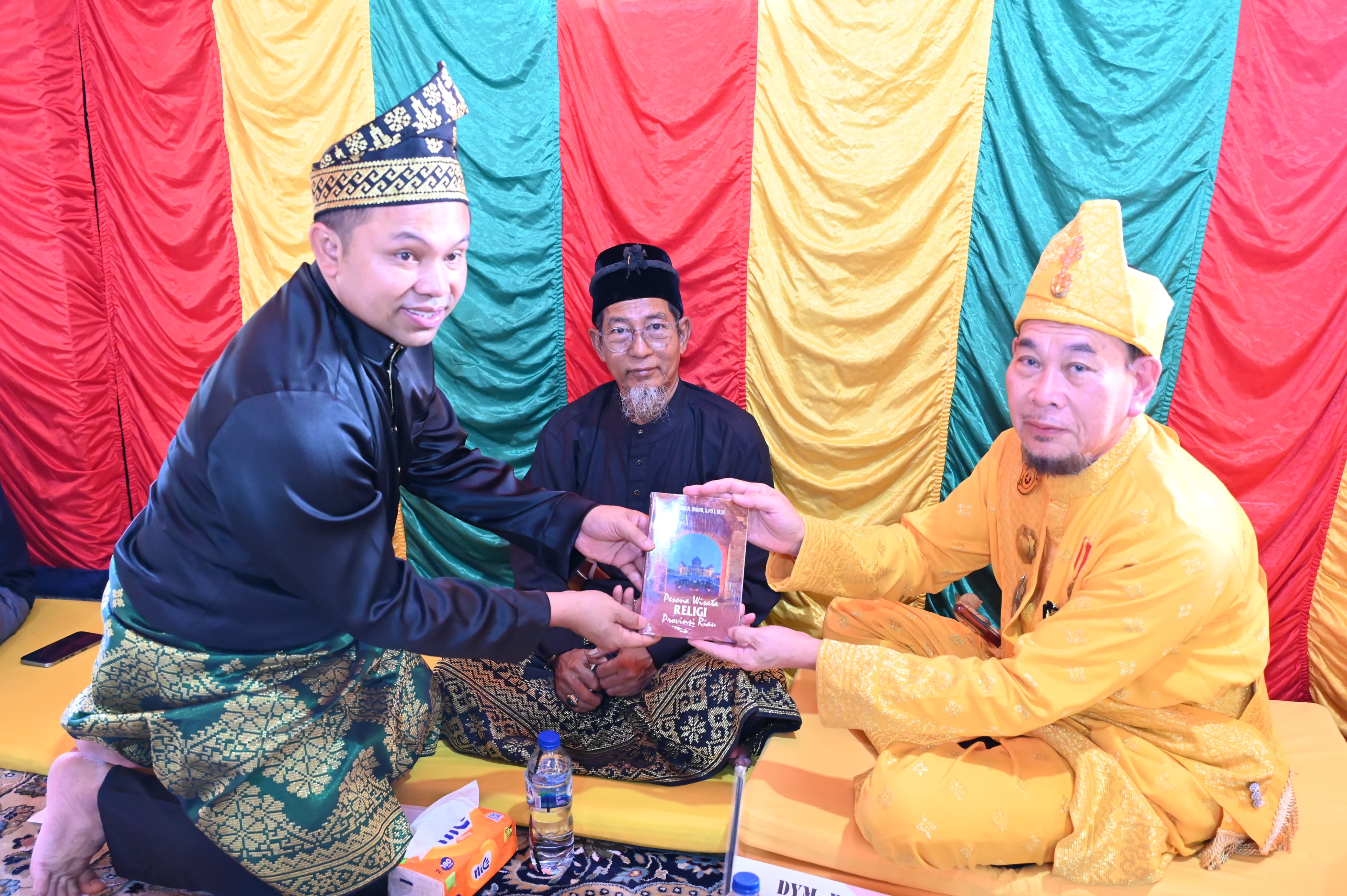 Raja Gunung Sahilan Tengku M. Nizar Dukung Penun Paslon No. 1 Bermarwah