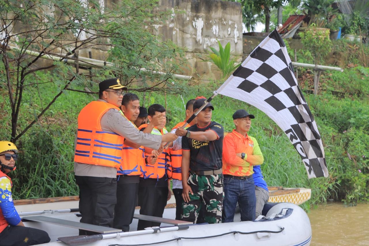 Kapolres Kampar Hadir Saksikan Pembukaan Lomba Pacu Sampan Dragon Boat