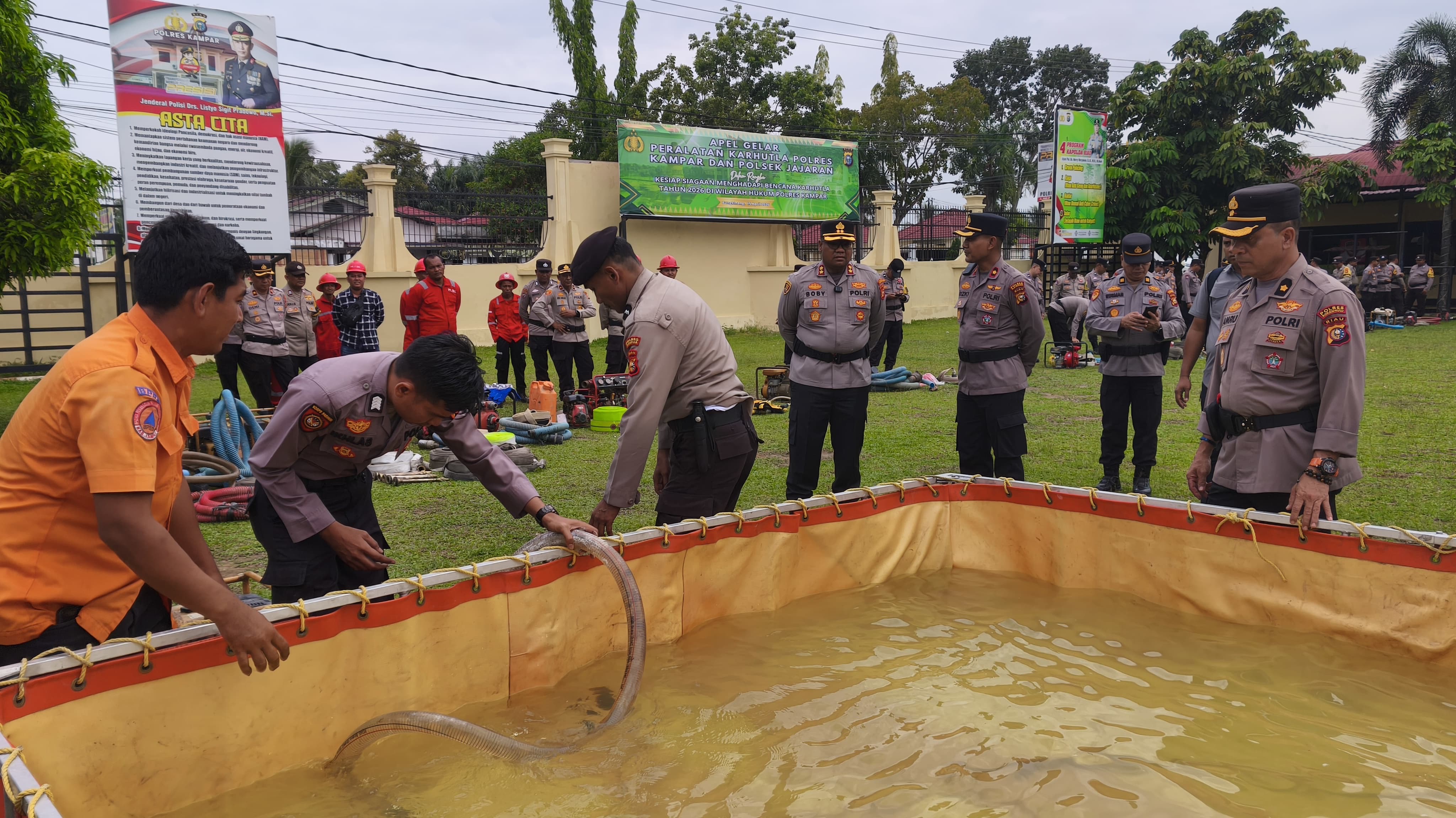 Kapolres Kampar Pimpin Apel Karhutla, 27 Unit Peralatan Siap Siaga, Tidak Ada yang Rusak