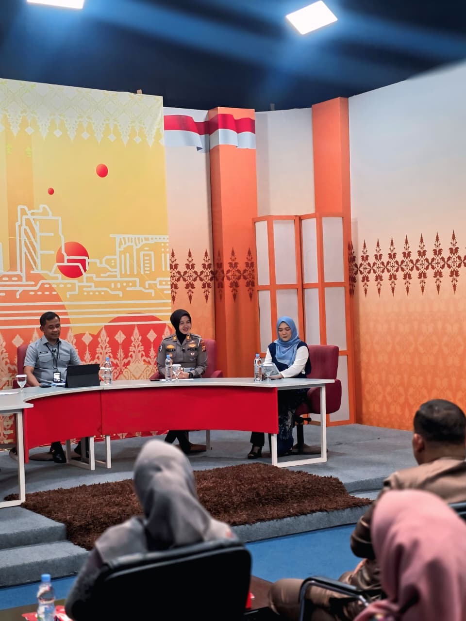 Kasat Lantas Polres Kampar Terlibat Dialog Pajak Daerah di Riau TV Pentingnya Kesadaran Bayar Pajak 