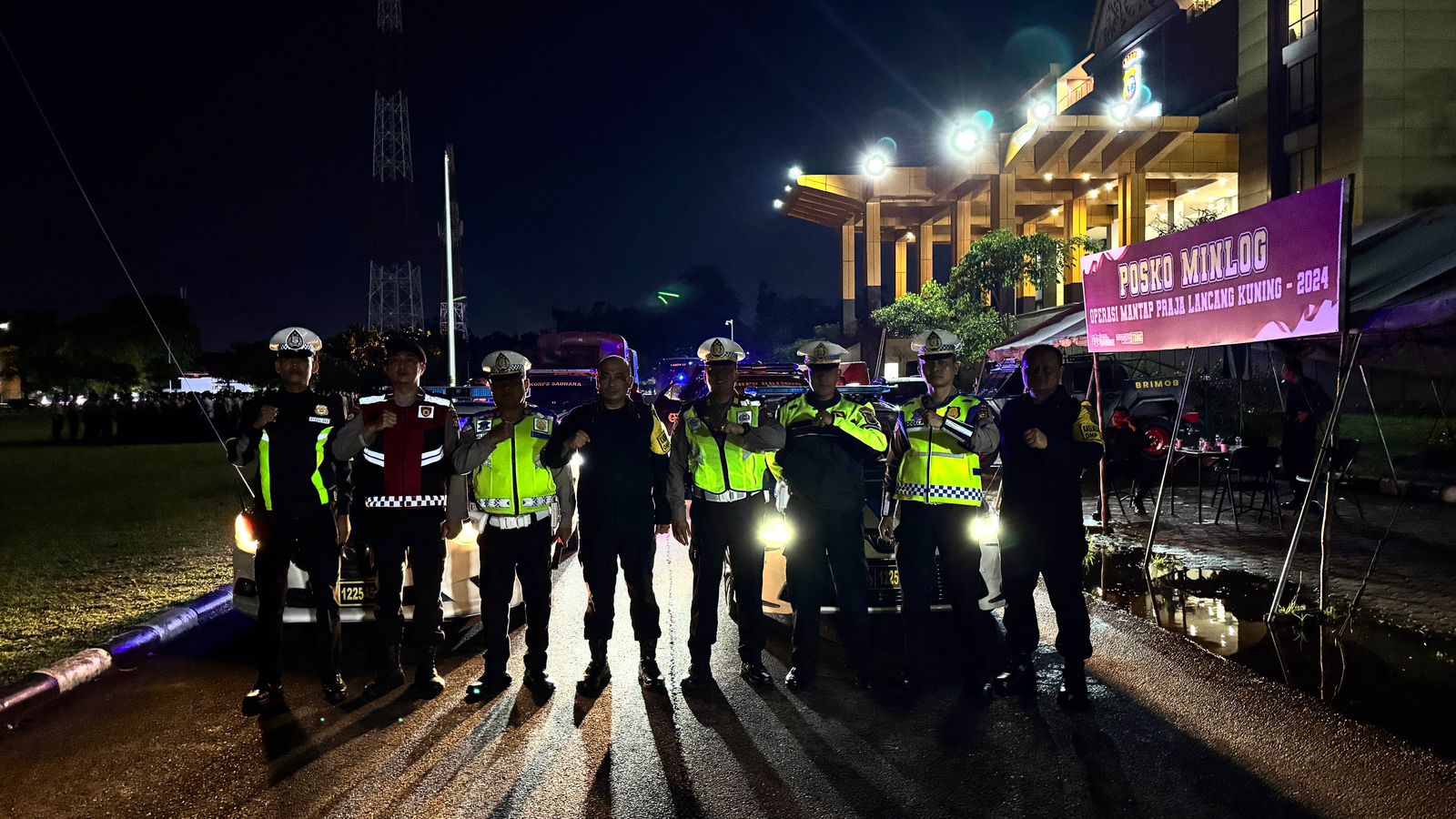 Tingkatkan Kamtibmas Pasca Pungut & Hitung Suara Pilkada 2024 Polda Riau Gelar Patroli Skala Besar