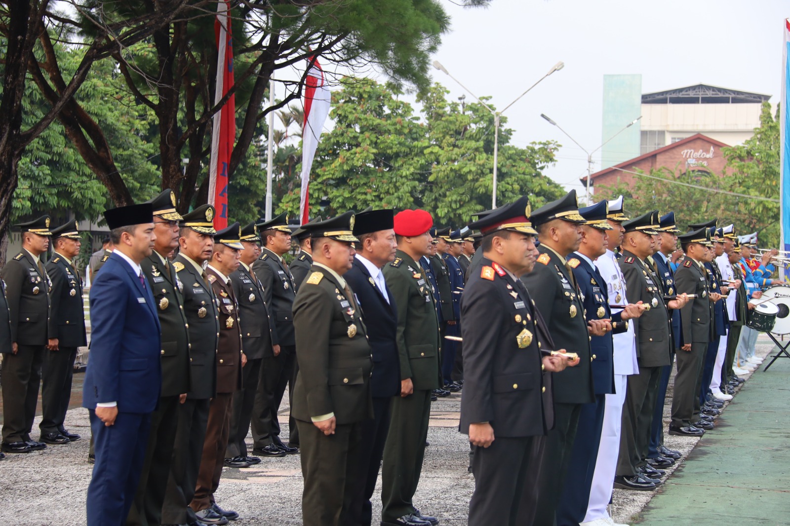 Pangdam XIX/Tuanku Tambusai Pimpin Ziarah Nasional HUT Ke-81 TNI di Pekanbaru, Wujud Penghormatan ke