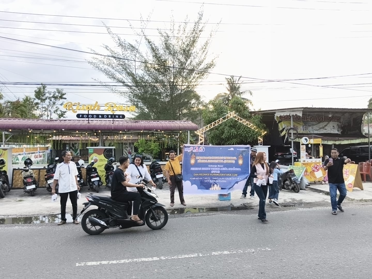 Federasi Serikat Pekerja Metal Indonesia Kota Dumai Gelar Pembagian Takjil, Santunan Dhuafa Dan Buka