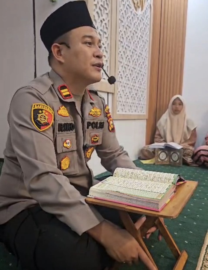 HUMANIS! Polsek Tapung Hulu Gelar Mengaji Rutin Setiap Maghrib, 37 Santri Dididik Guru Tamatan Pesan