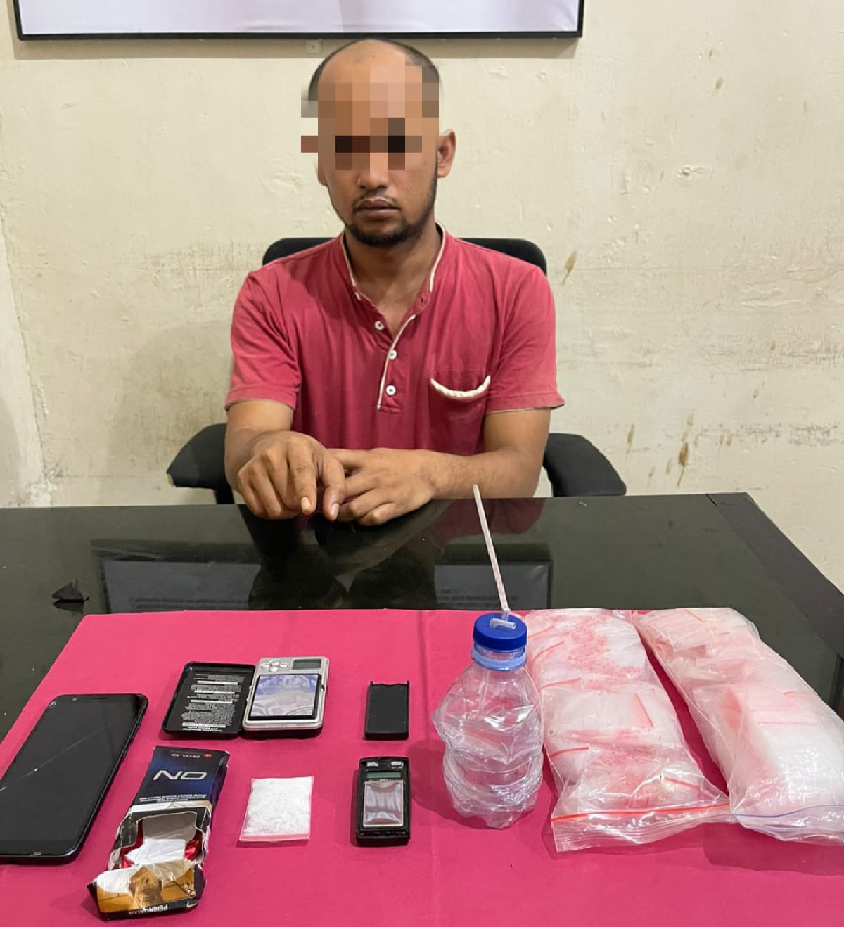 Tim Opsnal Satresnarkoba Polres Kampar Tangkap Pengedar Shabu di Wilayah Rumbio Jaya