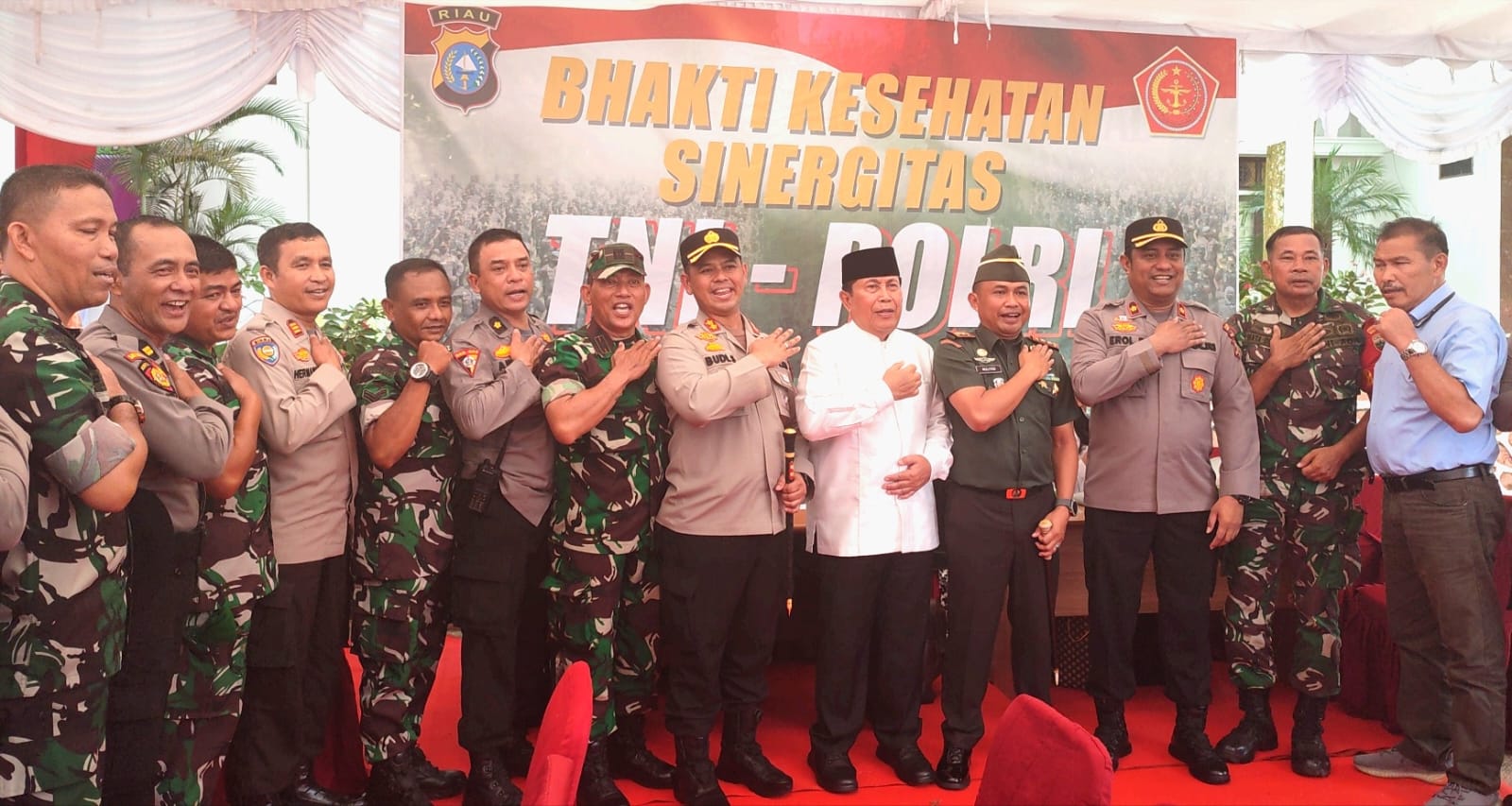 Momen Dandim 0313/KPR bersama Kapolres Rohul Salam Komando,Hingga Duet Bernyanyi