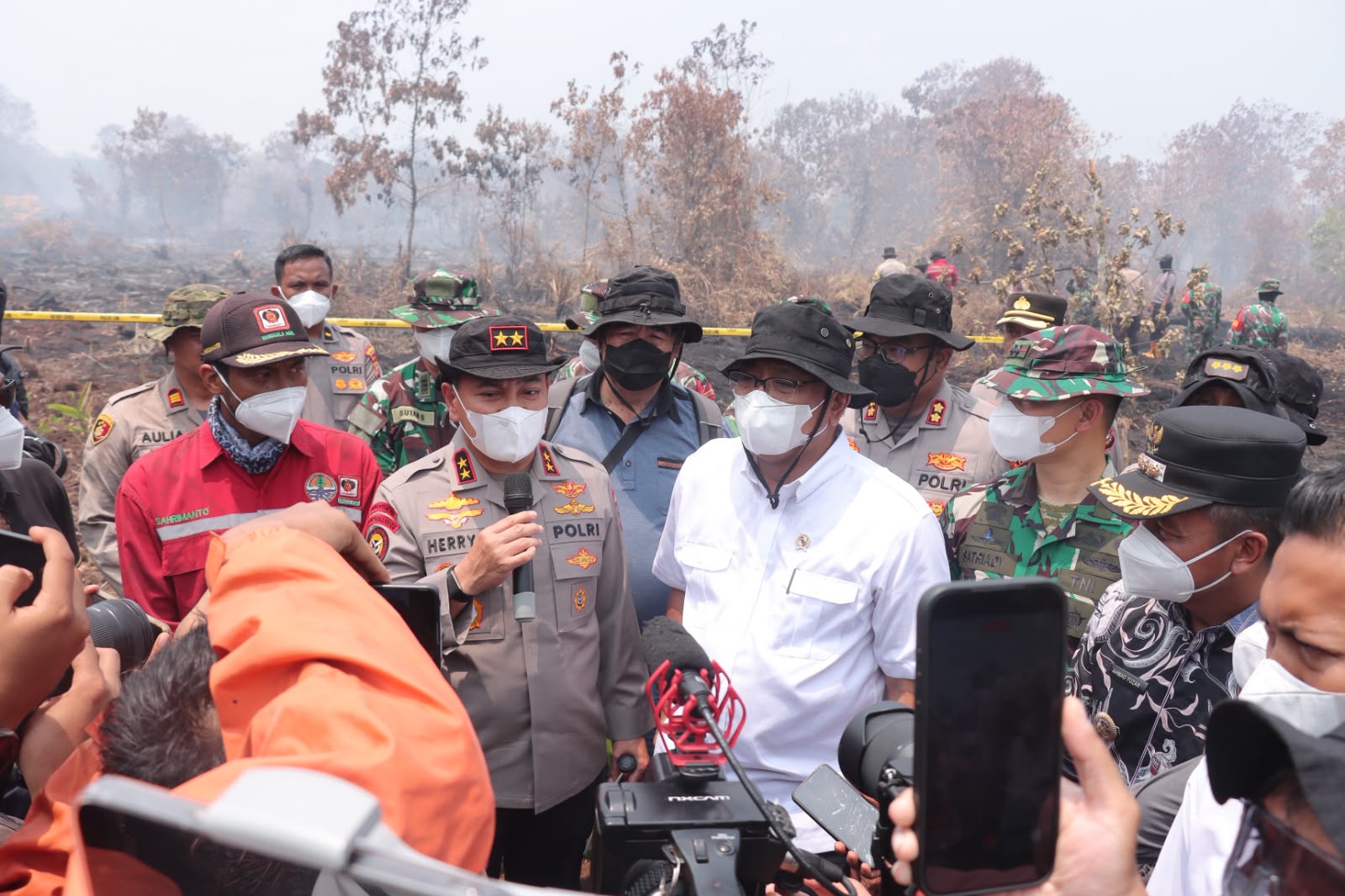 Menteri LHK & Kapolda Riau Tinjau Langsung Karhutla di Kampar, Pastikan Penanganan Optimal