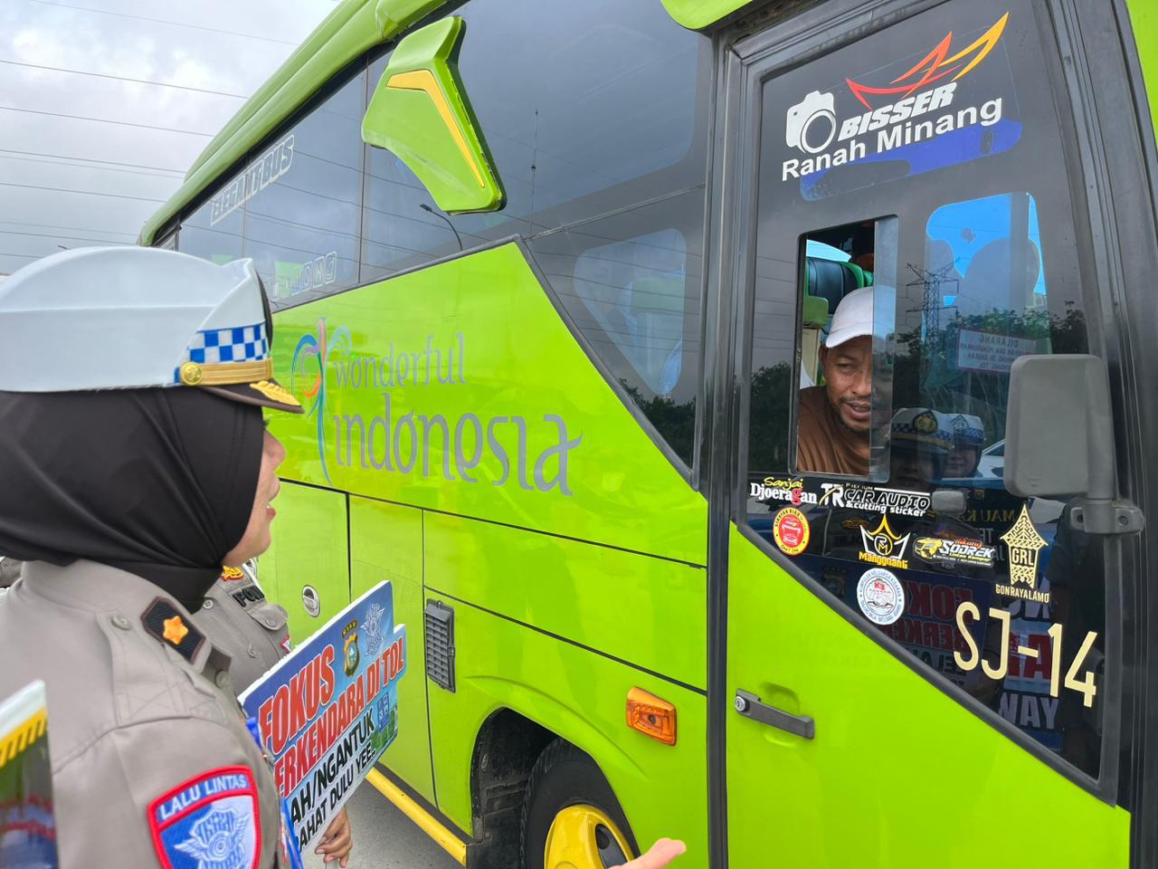 DITLANTAS POLDA RIAU GELAR KAMPANYE KESELAMATAN & COOLING SYSTEM PILKADA DAMAI 2024