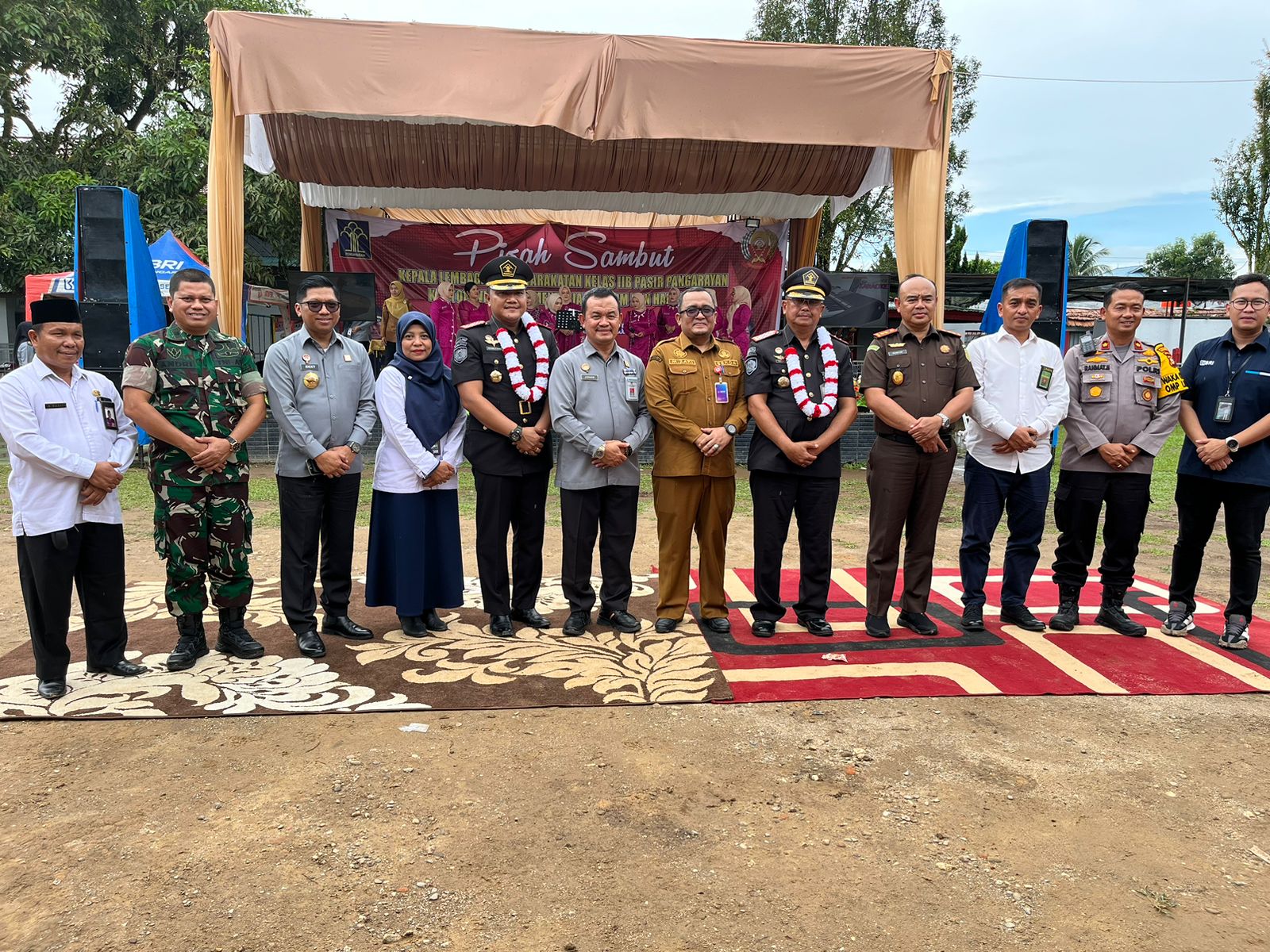 BAHTIAR SITEPU SERAHKAN KEPEMIMPINAN LAPAS PASIR PENGARAIAN