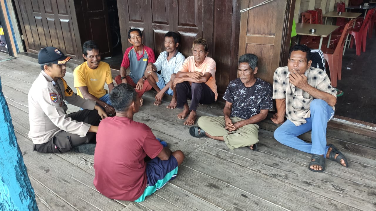 Demi Tercapainya Pemilu Damai 2024, Kapolsek Concong Silahturahmi Dengan Masyarakat Desa Sei Berapit