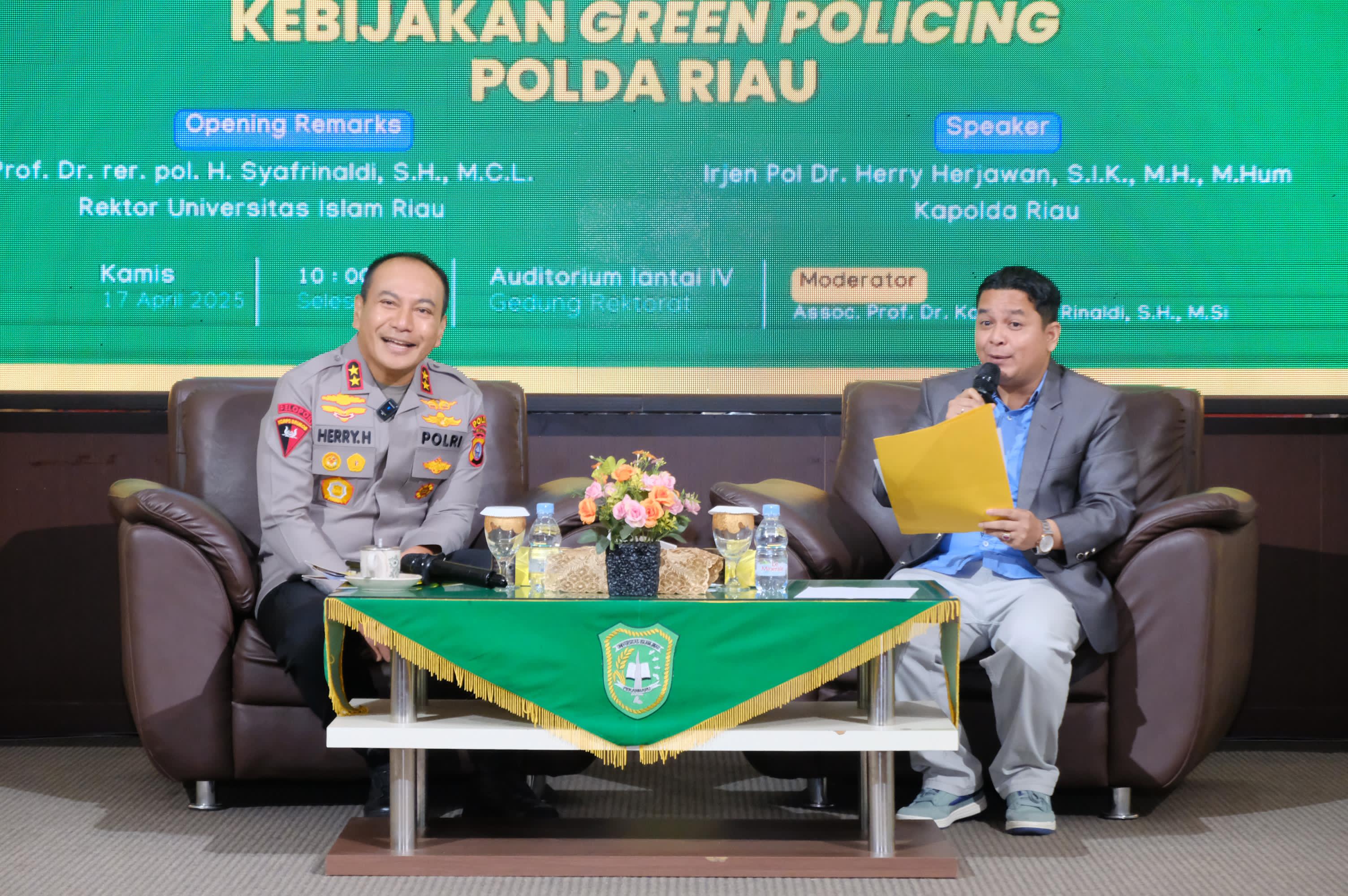 KAPOLDA RIAU DI UNIVERSITAS ISLAM RIAU