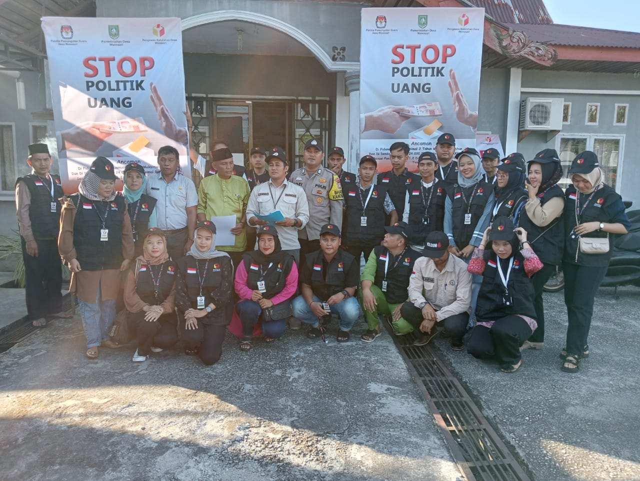 Pemdes Wonosari Bersama Panwasdes Deklarasi Stop Politik Uang di Pemilu 2024