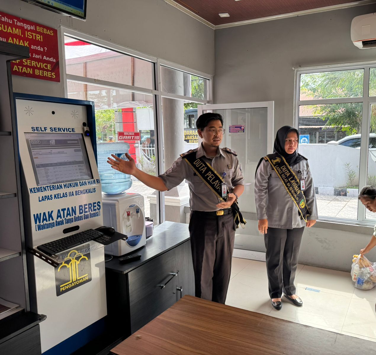 Tingkatkan Pelayanan Prima, Duta Layanan Lapas Kelas IIA Bengkalis Sosialisasikan Aplikasi Silapis 