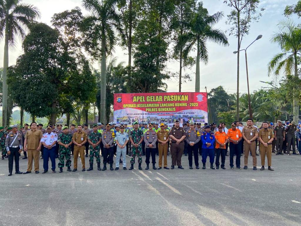 Hadiri Apel Gelar Pasukan Lancang Kuning, Bupati Kasmarni Minta Masyarakat Patuhi Lalu Lintas