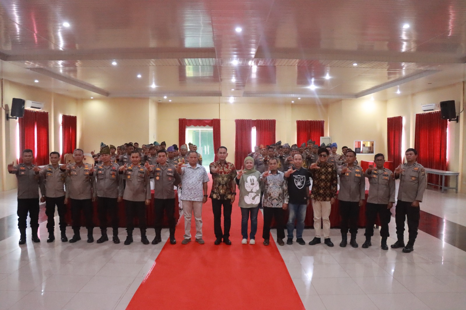Perkuat Jangkauan Bantuan Sosial, Polres Kampar Sosialisasikan PERLINSOS Digital kepada Bhabinkamtib