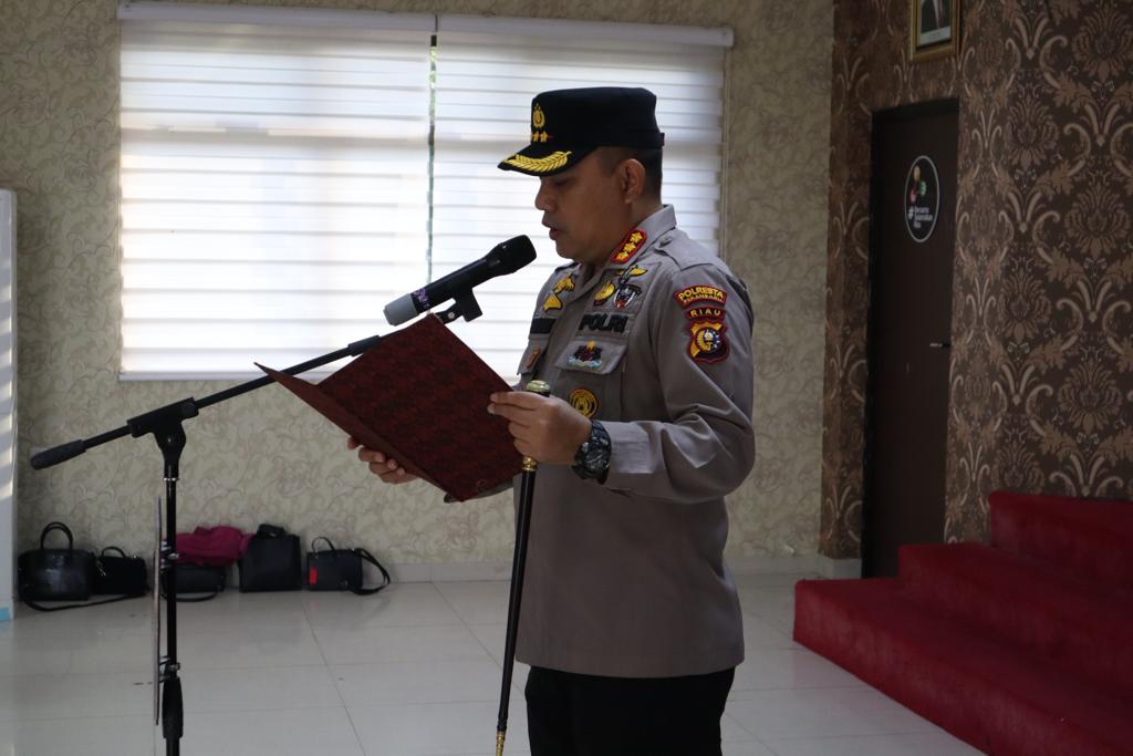 Kapolresta Pekanbaru Pimpin Sertijab Kasat Samapta, Kapolsek Bukit Raya dan Kapolsek Kawasan Pelabuh