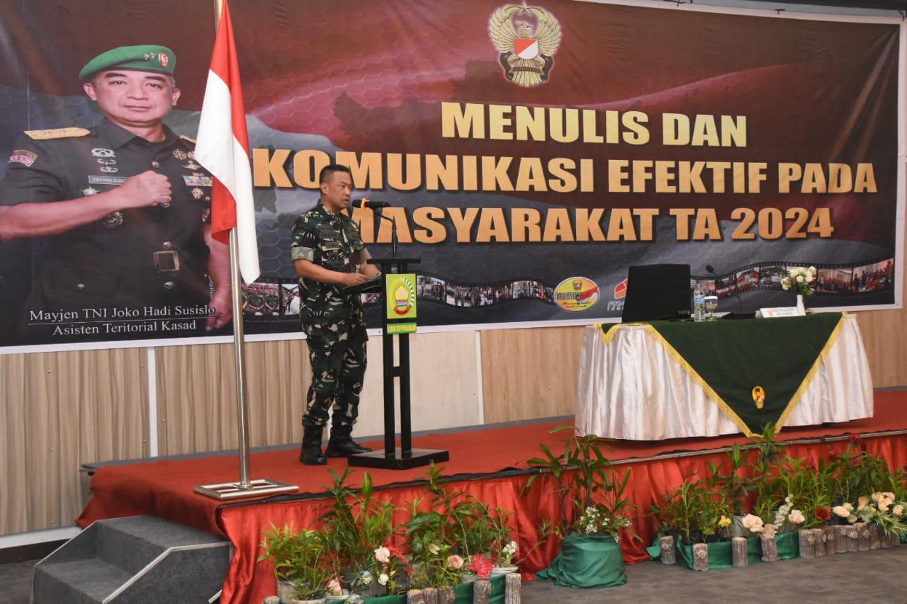 Anggota Kodim 0322/Siak Ikuti Peningkatan Kemampuan Menulis dan Komunikasi Sosial Efektif