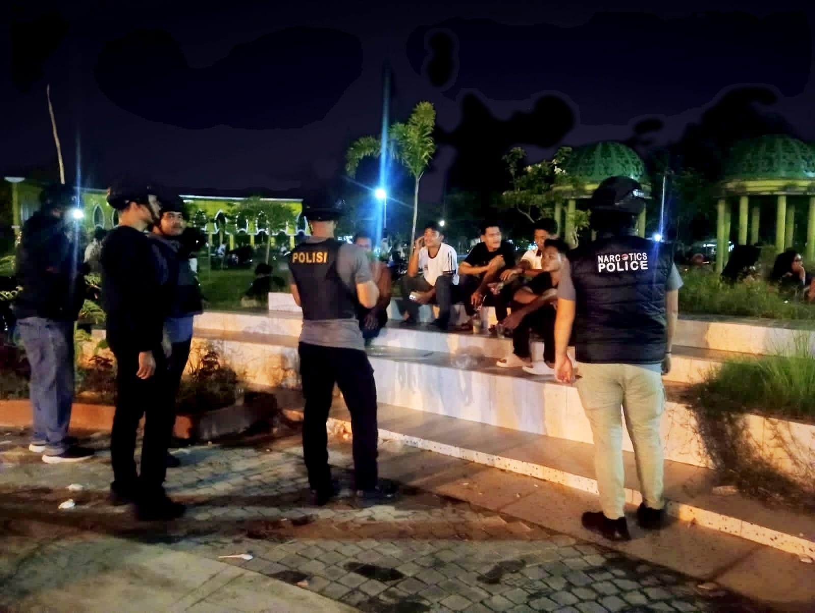 Tim Raga Res Kampar Patroli Malam Hari, Kasat Samapta Beri Himbauan Humanis Untuk Jaga Keamanan Bang