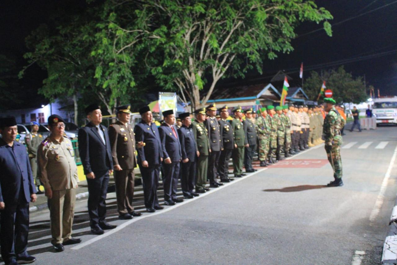 Kasdim 0322/Siak Hadiri Apel Kehormatan dan Renungan Suci
