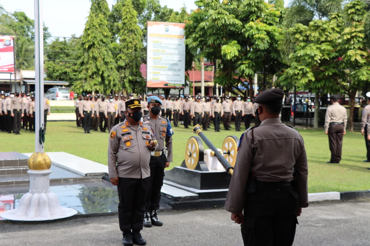 Polres Kampar Gelar Apel Pergeseran Pasukan Pengamanan TPS Pilkades Serentak di Kab. Kampar