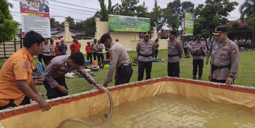 Kapolres Kampar Pimpin Apel Karhutla, 27 Unit Peralatan Siap Siaga, Tidak Ada yang Rusak