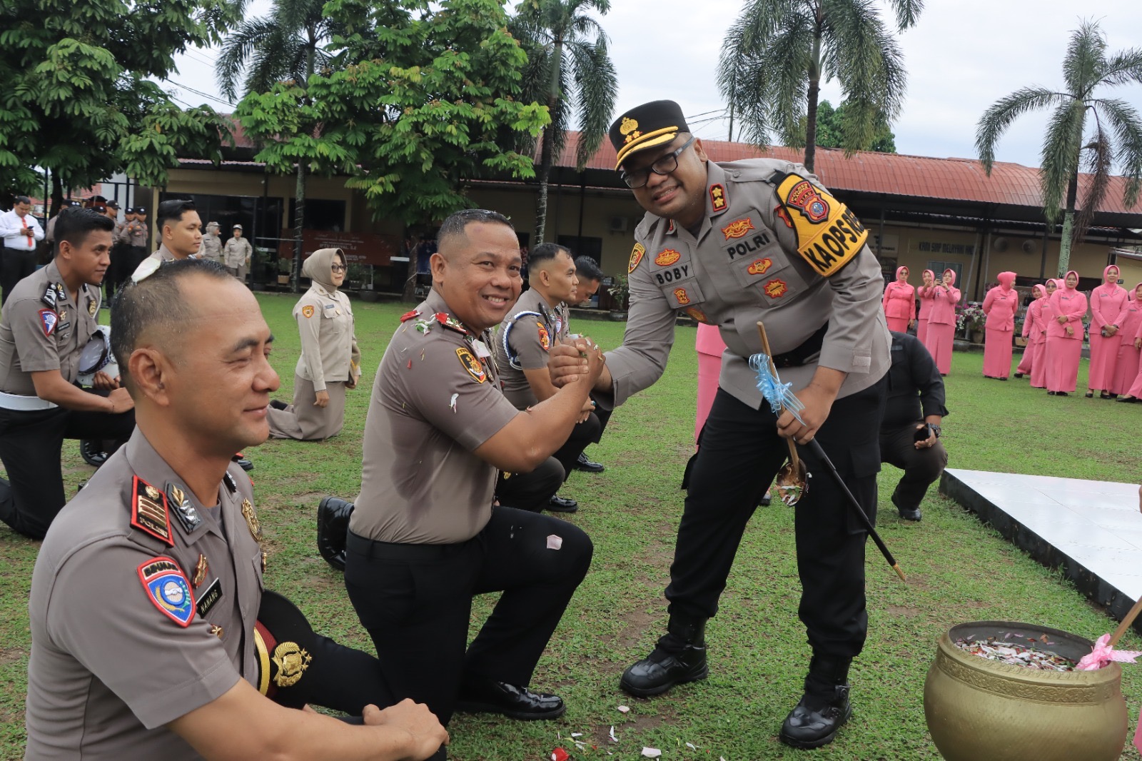 82 Personel Polres Kampar Naik Pangkat, Kapolres: Motivasi Tingkatkan Kinerja, Amanah Lebih Besar!