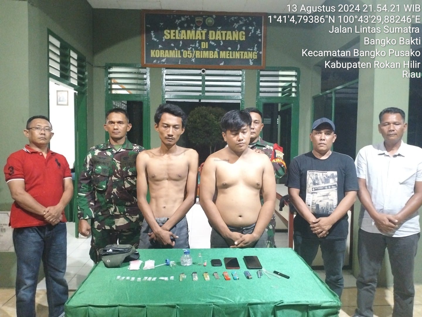 "Gempur" Peredaran Narkoba Dua Pria Diduga Pengedar Narkoba di Ringkus Koramil 0321-05/ RM