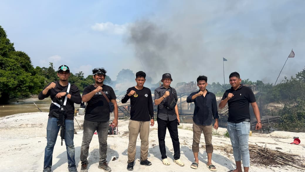 Polres Kampar Ungkap PETI Di Gunung Sahilan 2 Terduga Diamankan, 12 Rakit Dimusnahkan