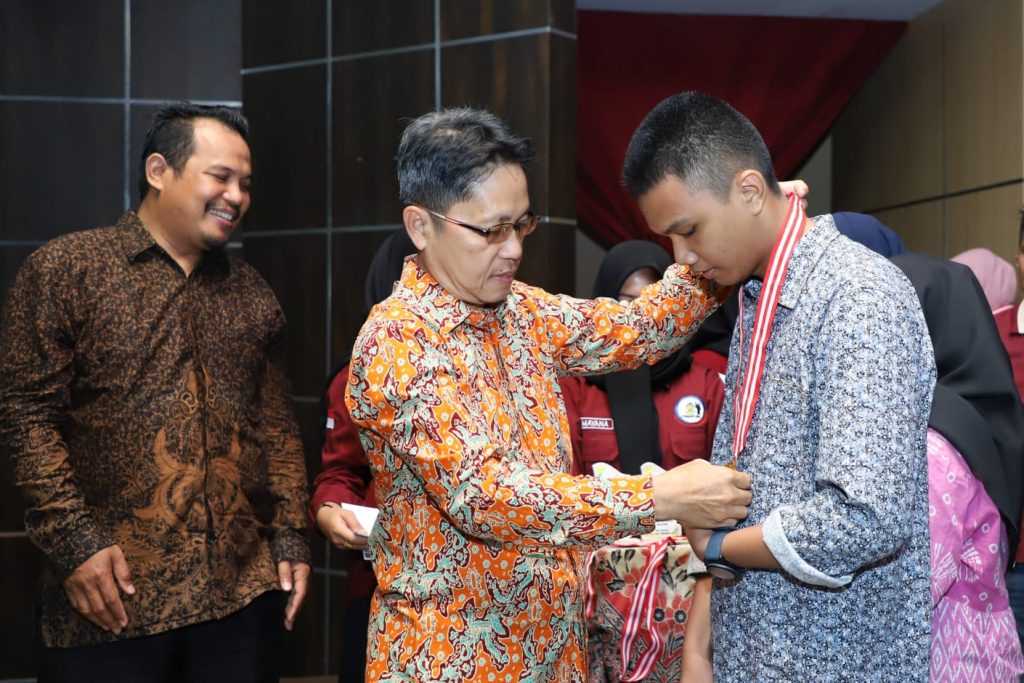 Bupati Inhil Menutup Pestival Sains Formadikip Jilid III Unisi Th. 2023
