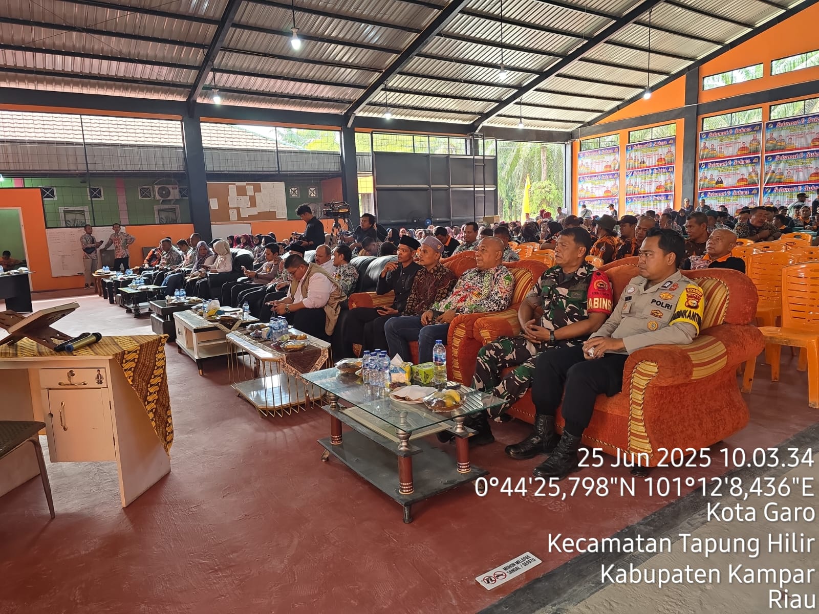 Polisi Hadir di Tengah Masyarakat: Kapolsek Tapung Hilir Dukung RAT Koperasi Petani Sahabat Lestari!