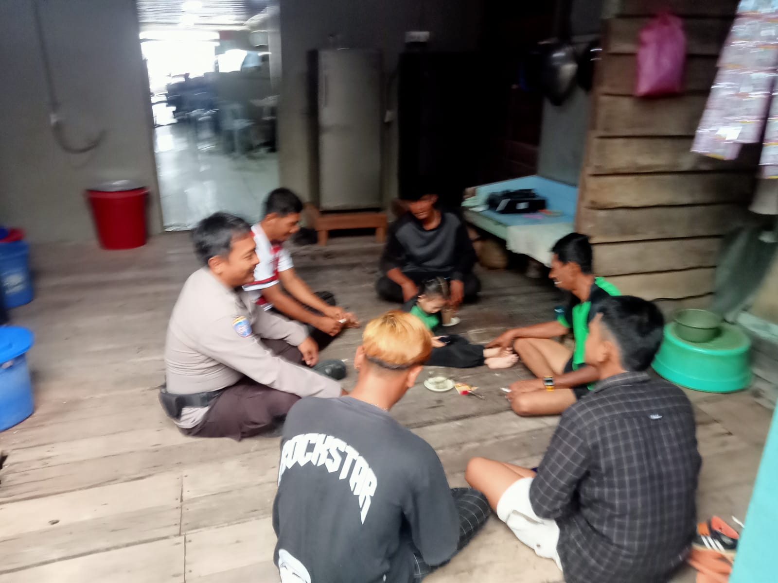 Demi Terwujudnya Pemilu Damai 2024, Kapolsek Concong Sampaikan Pesan Kamtibmas Kepada Kaum Milineal