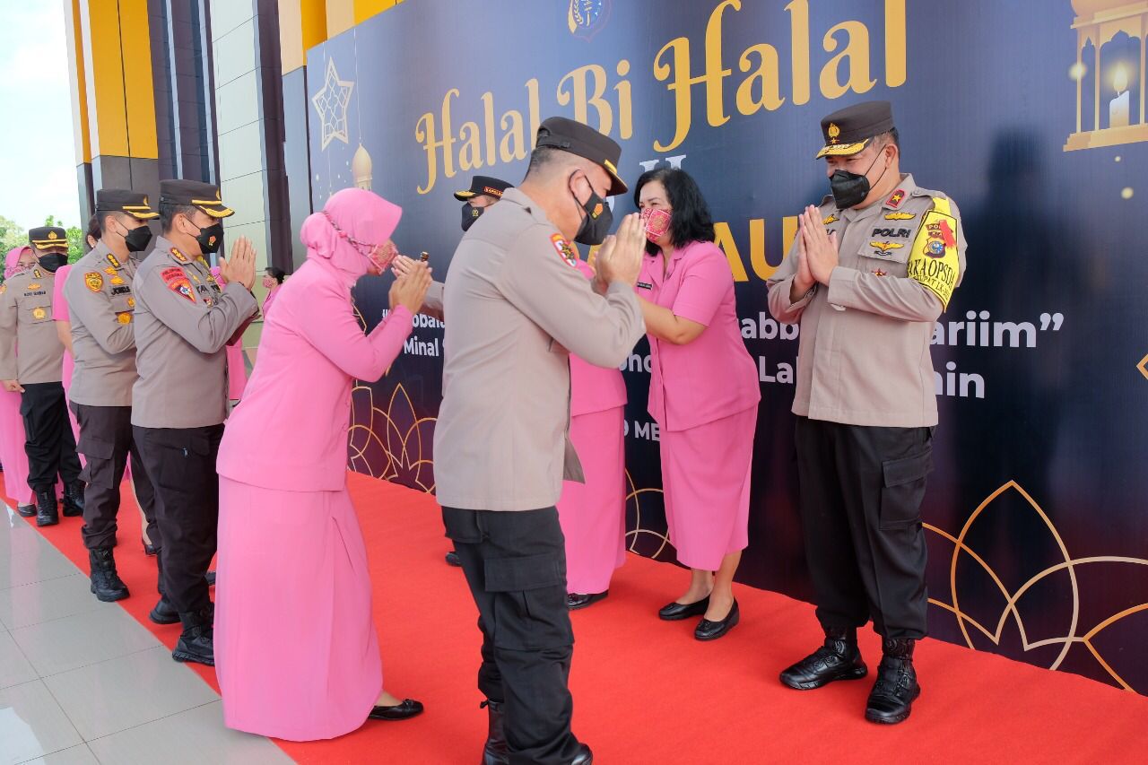 Pimpin Apel Perdana Dan Gelar Halal Bihalal, Kapolda Riau Irjen Moh Iqbal Kembali Gelorakan Semangat