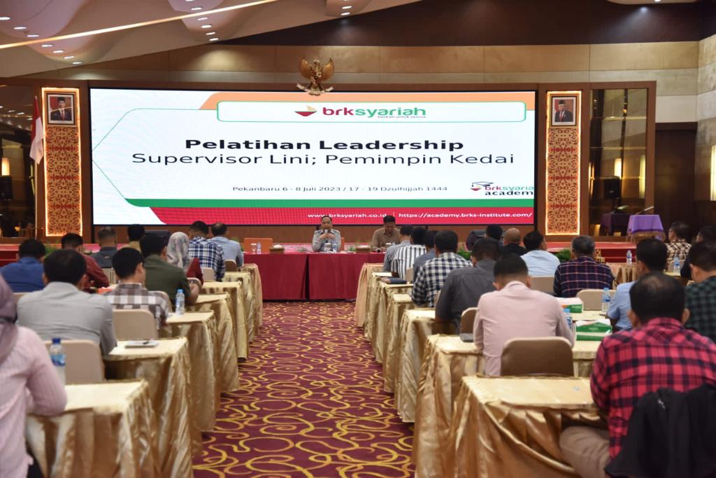 Tingkatkan Kompetensi, BRK Syariah Berikan Pelatihan Leadership untuk Seluruh Pemimpin Kedai