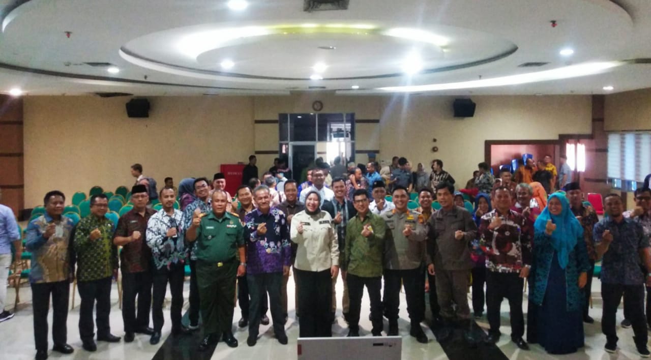 Bupati Inhu Hadiri Launching Pemanfaatan NIK