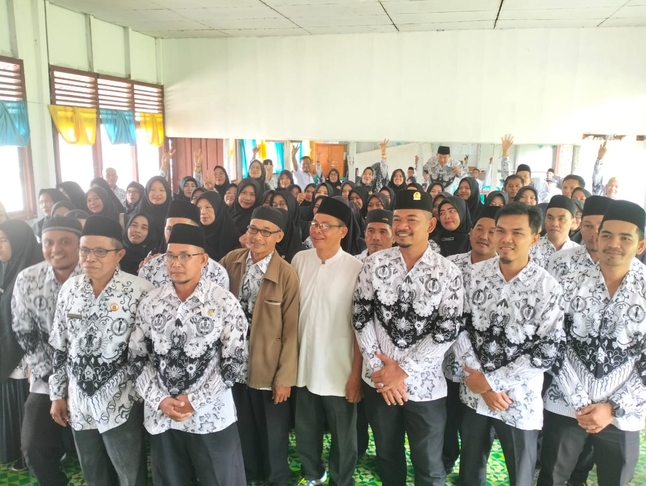 PGRI Batang Tuaka Gelar Pisah Sambut Tenaga PPPK Guru