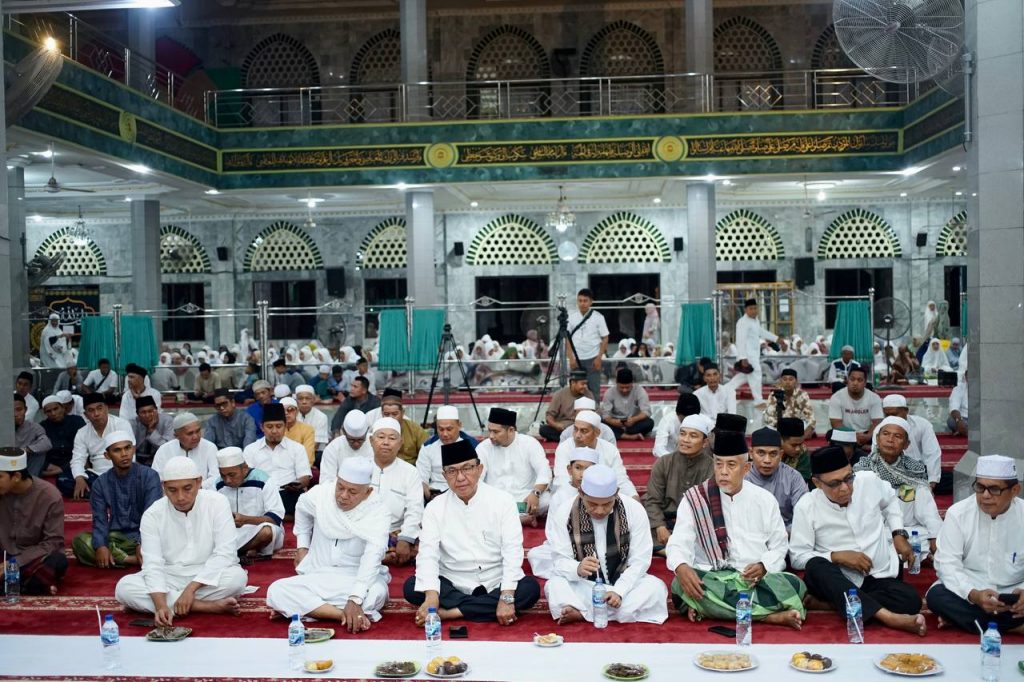 Bupati Inhil H. Muhammad Wardan Hadiri Acara Doa Peralihan Tahun Sempena Event Wisata Religi Gema Mu