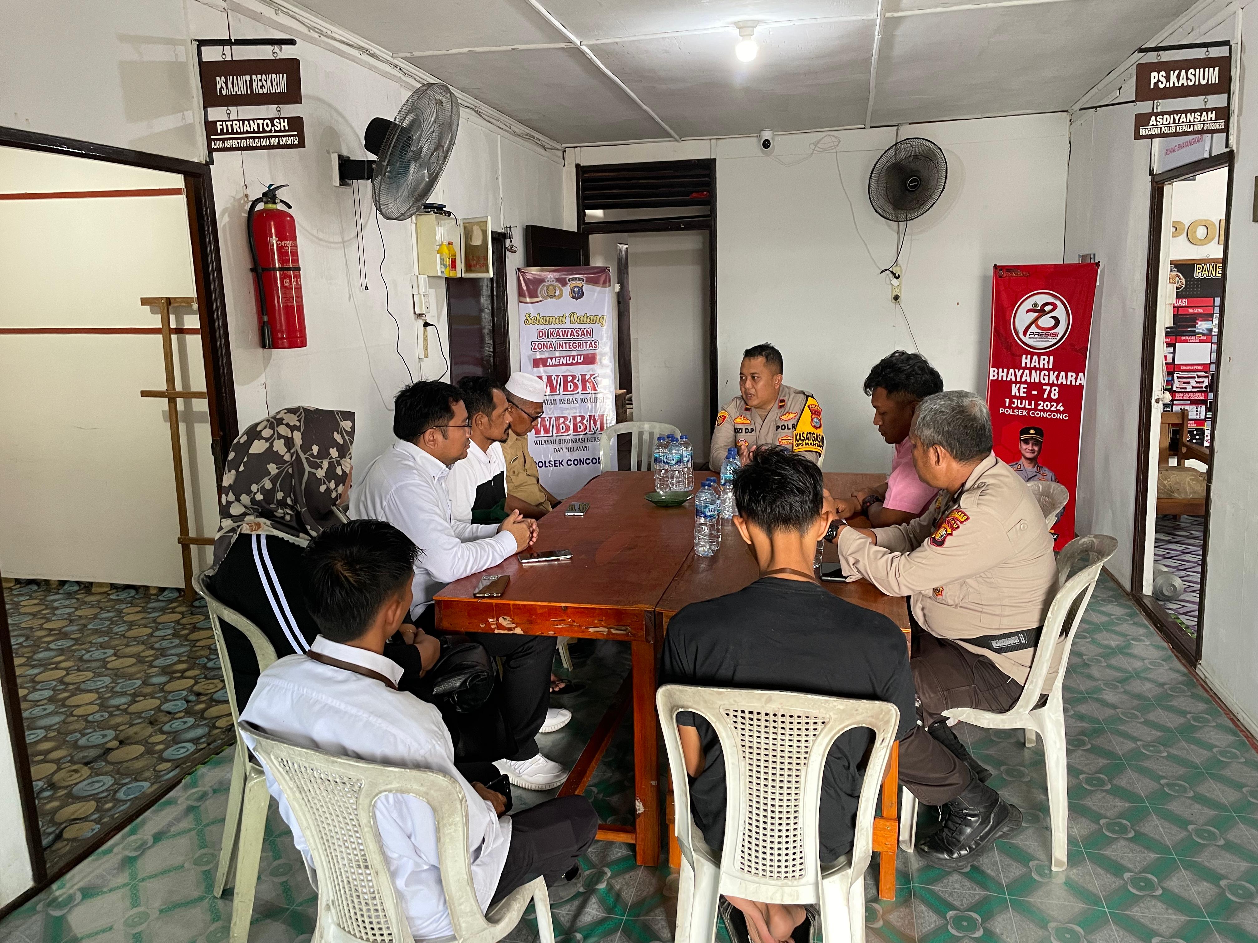 PPK, Panwascam dan Polsek Concong Berkomitmen Wujudkan Pilkada 2024 yang Kondusif