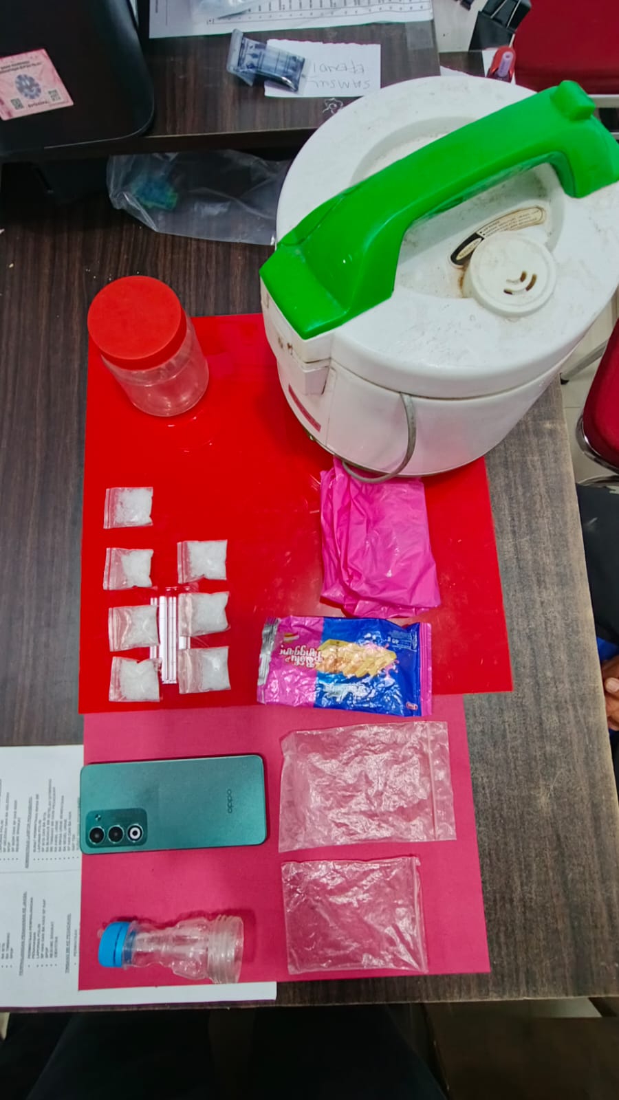 Miliki Sabu 28,44 Gram, Satresnarkoba Polres Rokan Hulu Tangkap Pengedar Narkotika di Pendalian IV K