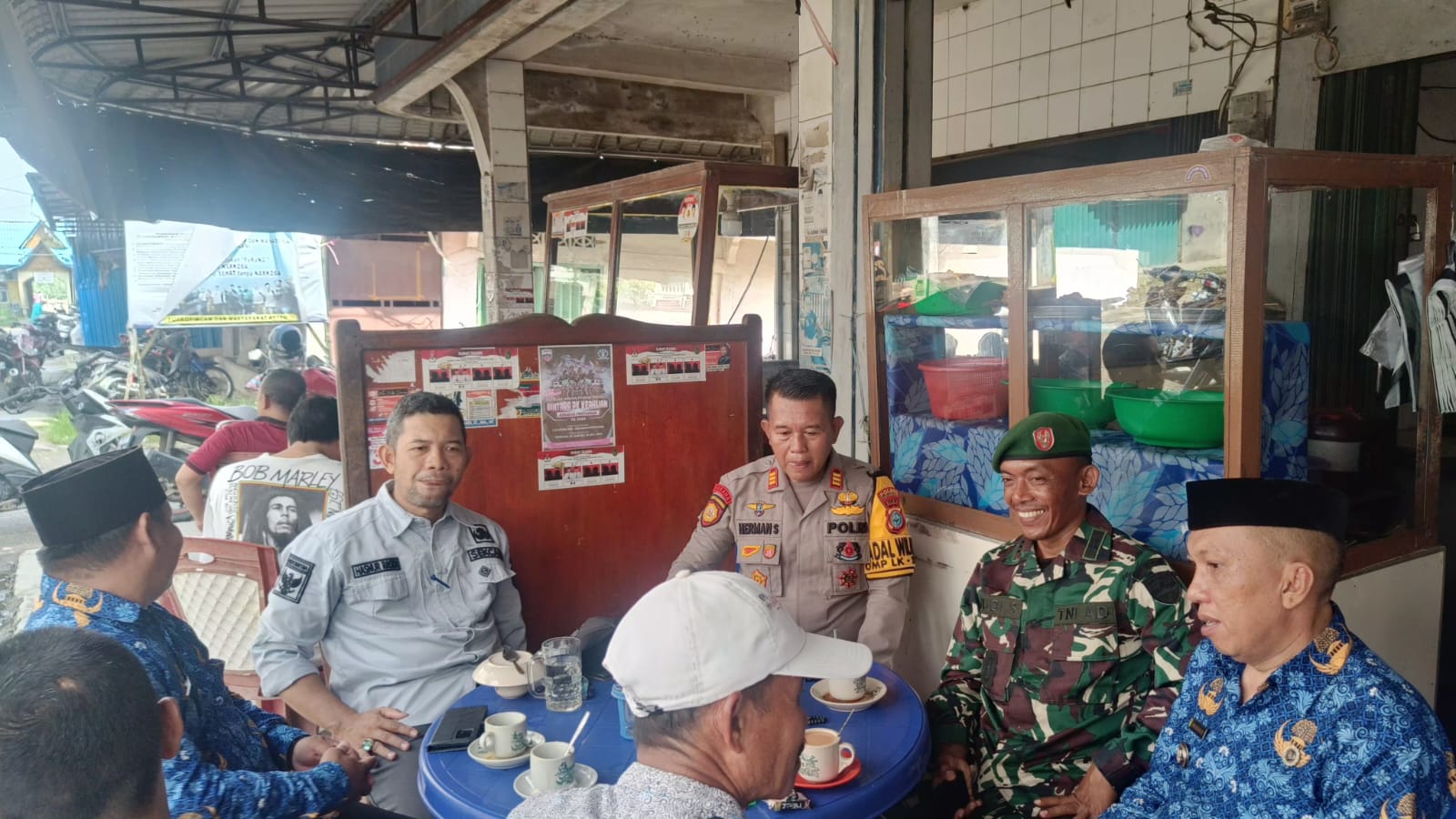 Kapolsek Reteh Optimalkan silaturahmi Wujudkan Harkamtibmas paska pilkada 2024.