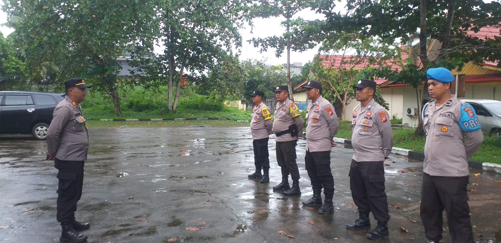 Polsek Kuantan Tengah Gelar Apel Pengamanan Logistik & Rapat Pleno Pemilu Tahun 2024 Di Kantor PPK